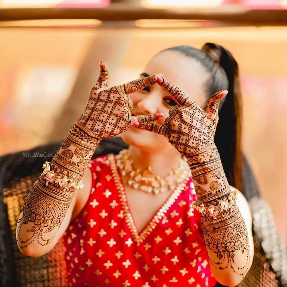 Photo By Mehndi Boutique - Mehendi Artist