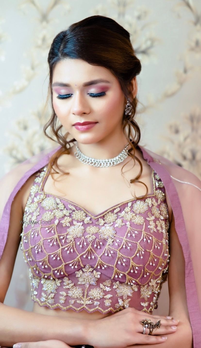 Photo By Madhvi Makeovers - Bridal Makeup