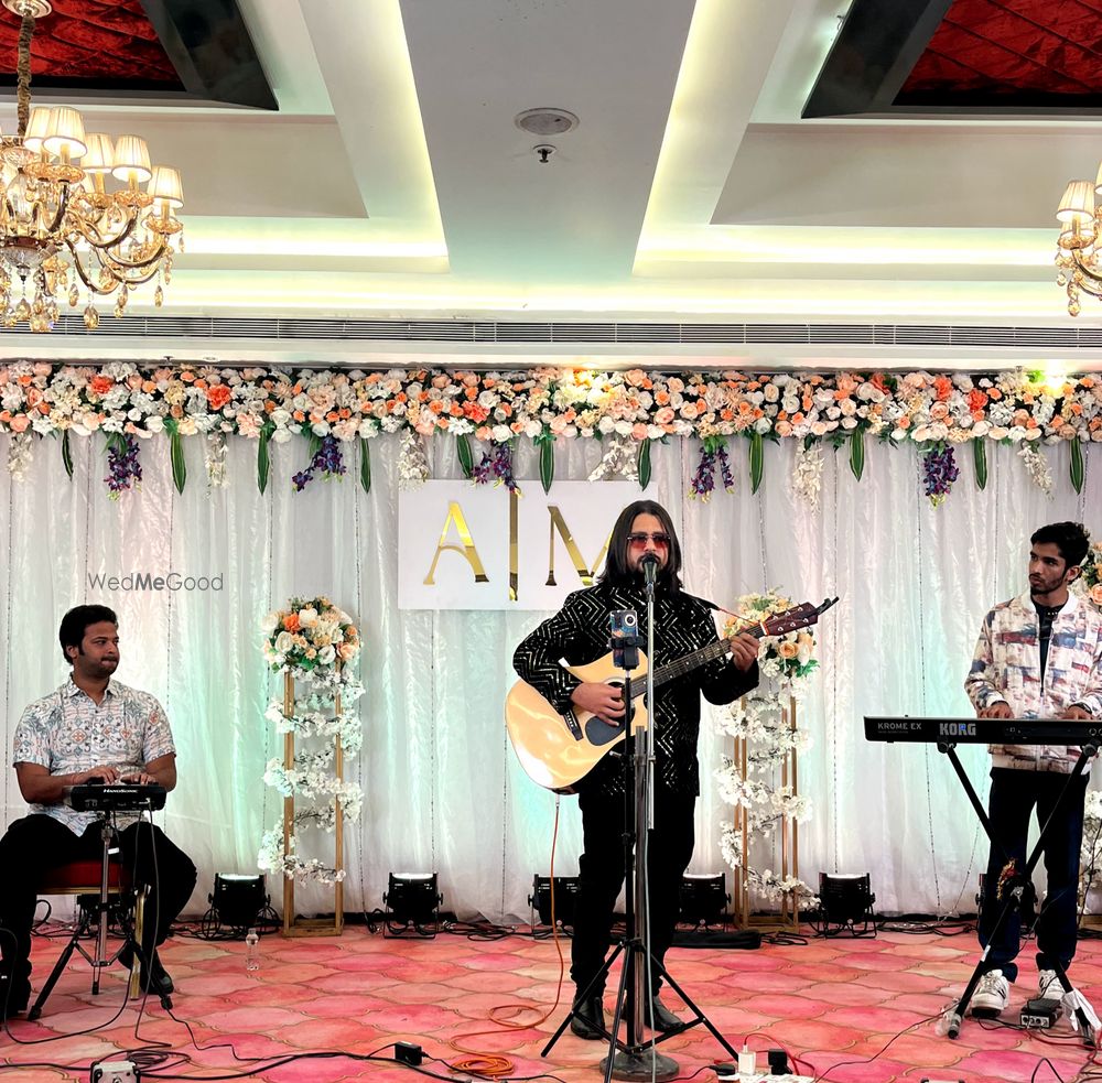 Photo By Devashish Pamnani - Wedding Entertainment 