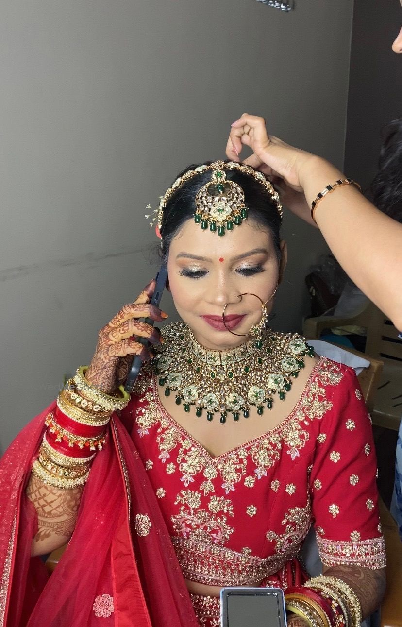 Photo By Makeovers by Aprajita - Bridal Makeup