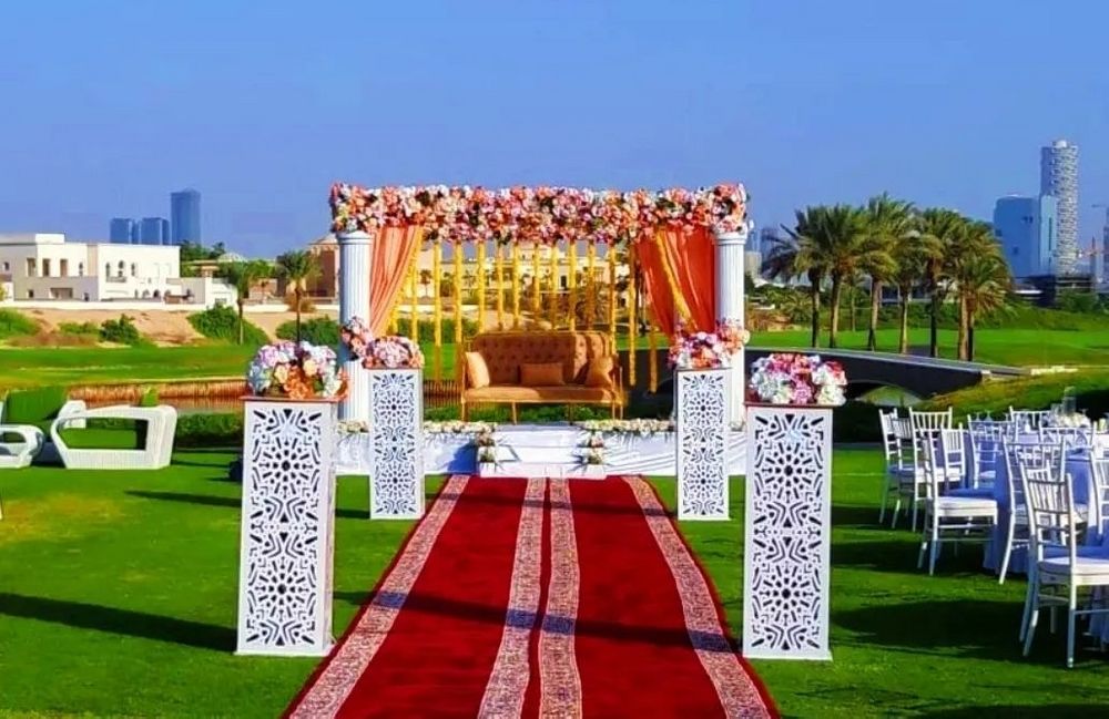 Arch Weddings & Events