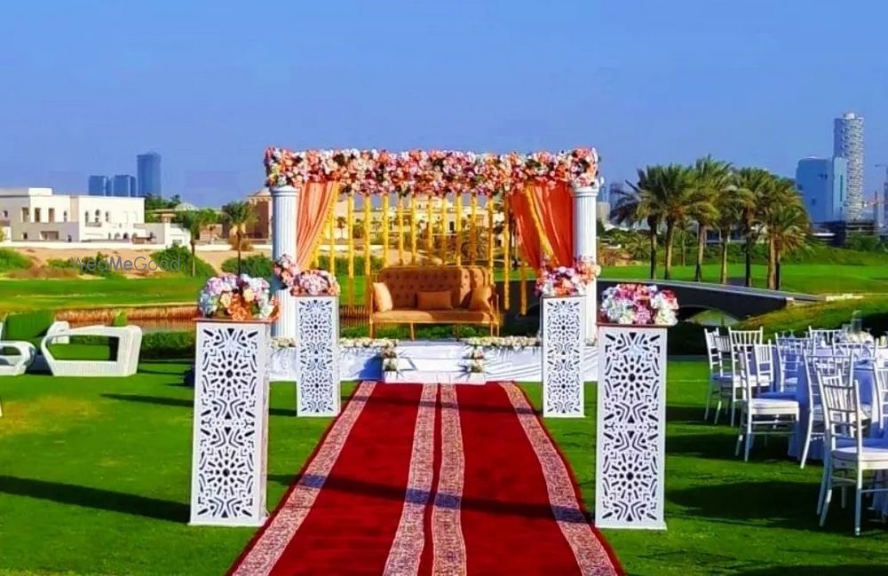 Arch Weddings & Events