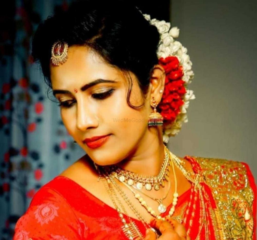 Sheetal Beauty Parlour