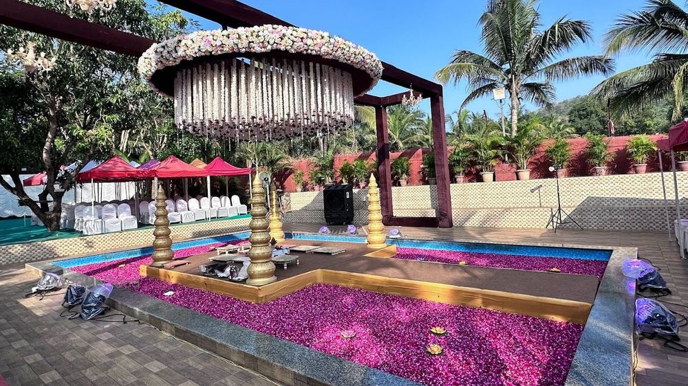 Abhishek Lawns
