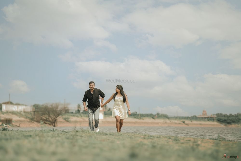 Photo By VsnapU - Pre Wedding Photographers