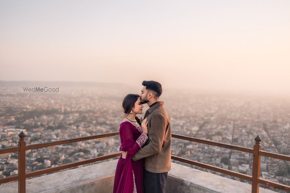 Photo By VsnapU - Pre Wedding Photographers