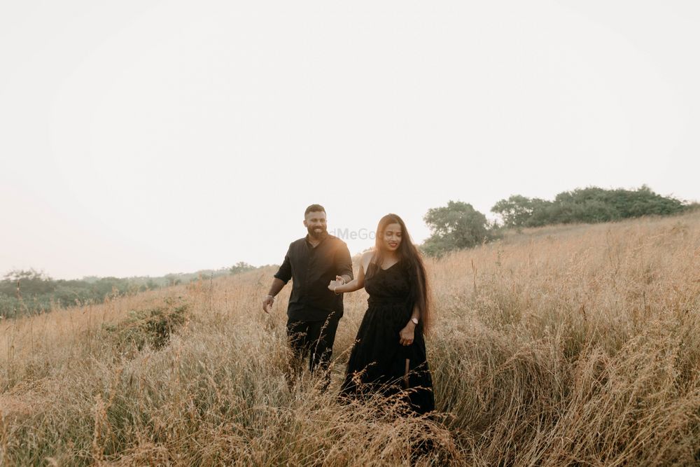 Photo By The Dusty Modern Pictures - Pre Wedding Photographers