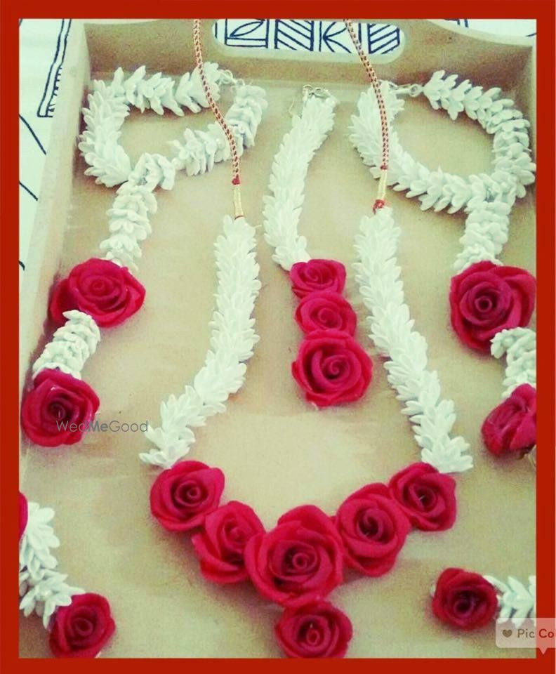 Photo By Props & More - Jewellery