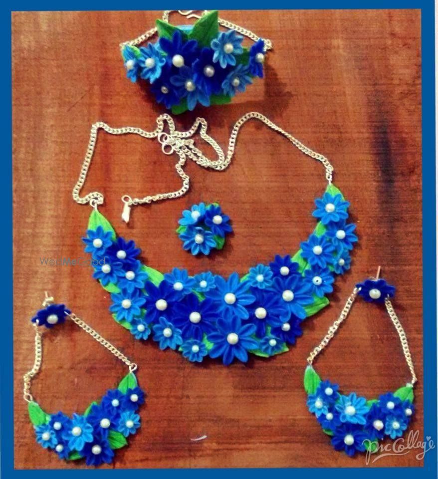 Photo By Props & More - Jewellery