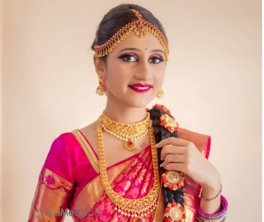 Photo By Divya Dhongadi MUA - Bridal Makeup