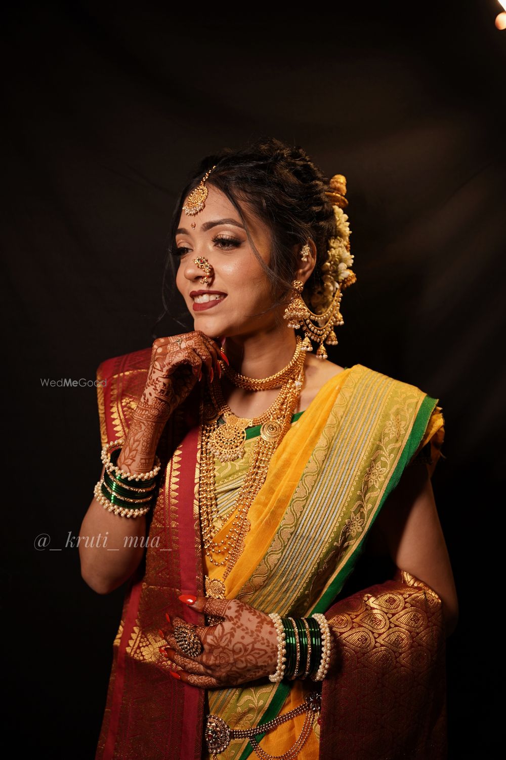 Photo By Kruti Mua - Bridal Makeup