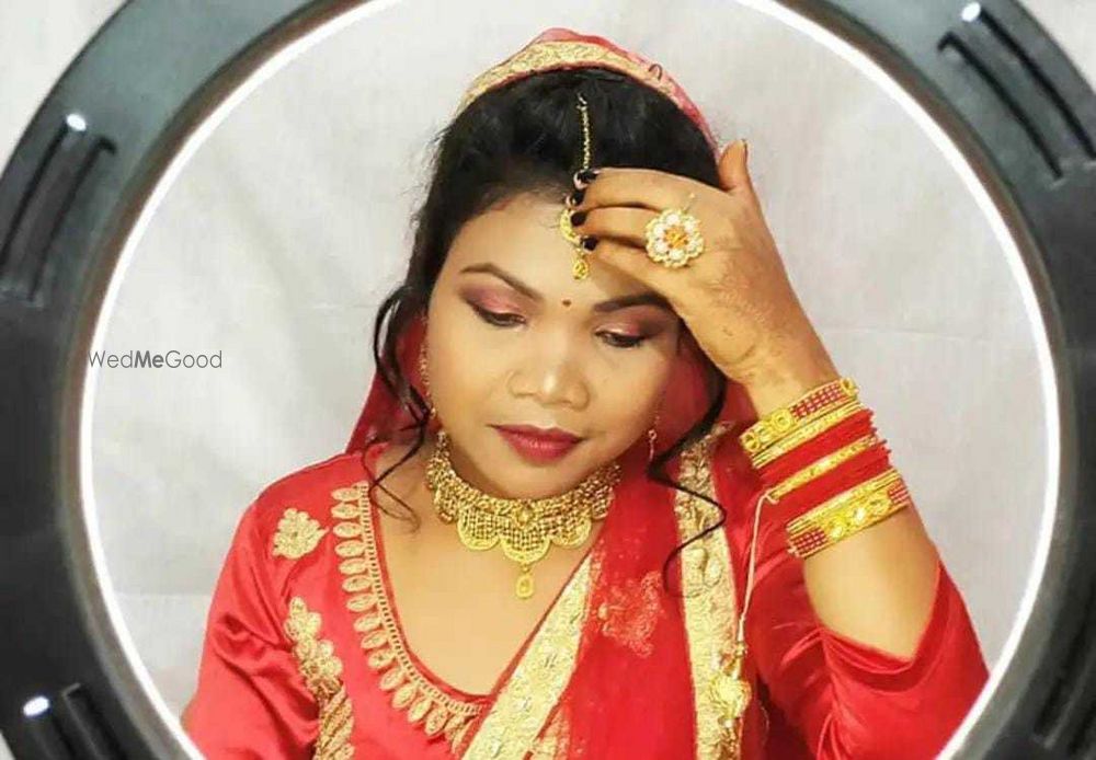 Rose Kujur Makeup Artist