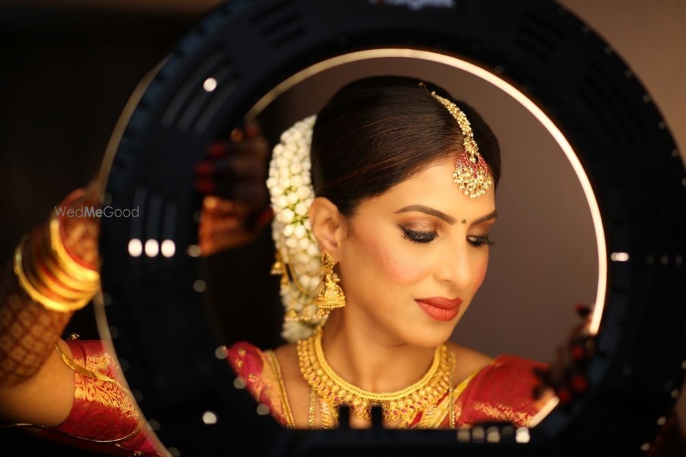 Photo By Shweta Gurpur - Bridal Makeup
