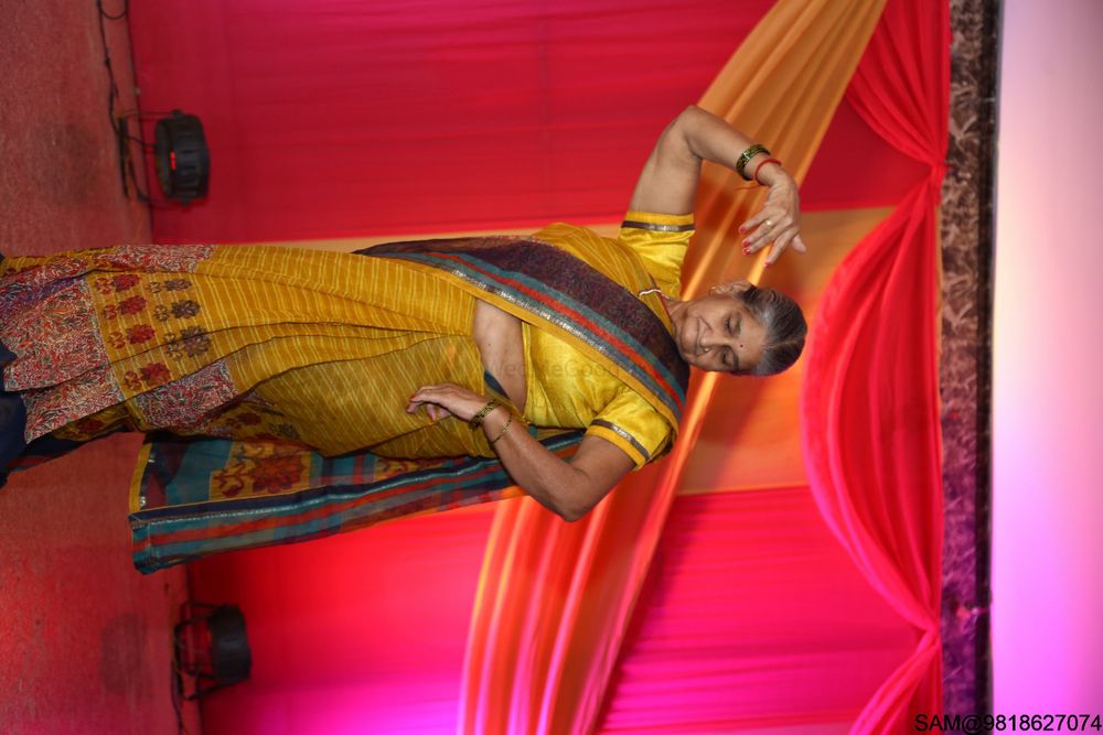 Photo By Niharika Saxena - Sangeet Choreographer