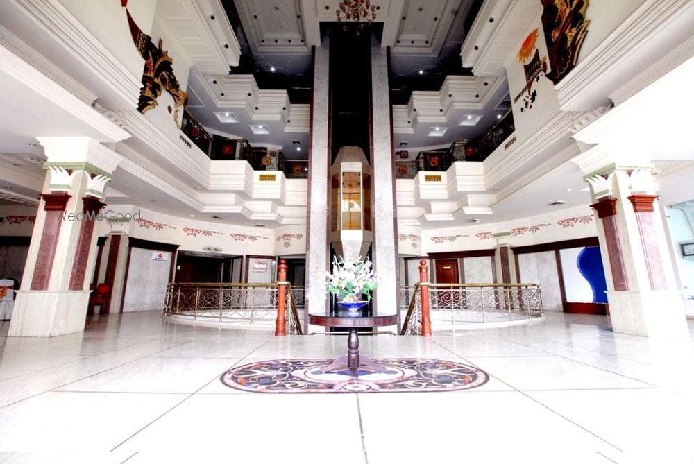 Photo By Hotel KC Cross Roads - Venues
