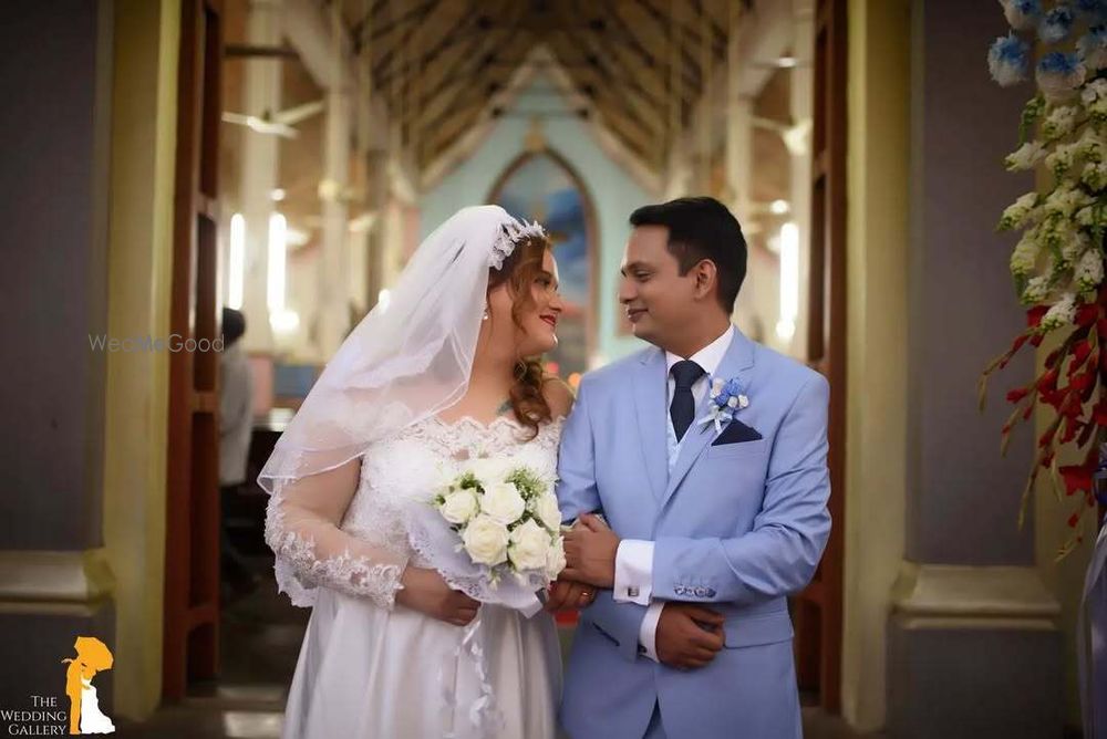 Photo By The Wedding Gallery - Photographers
