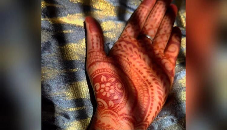 Dreams Of Henna