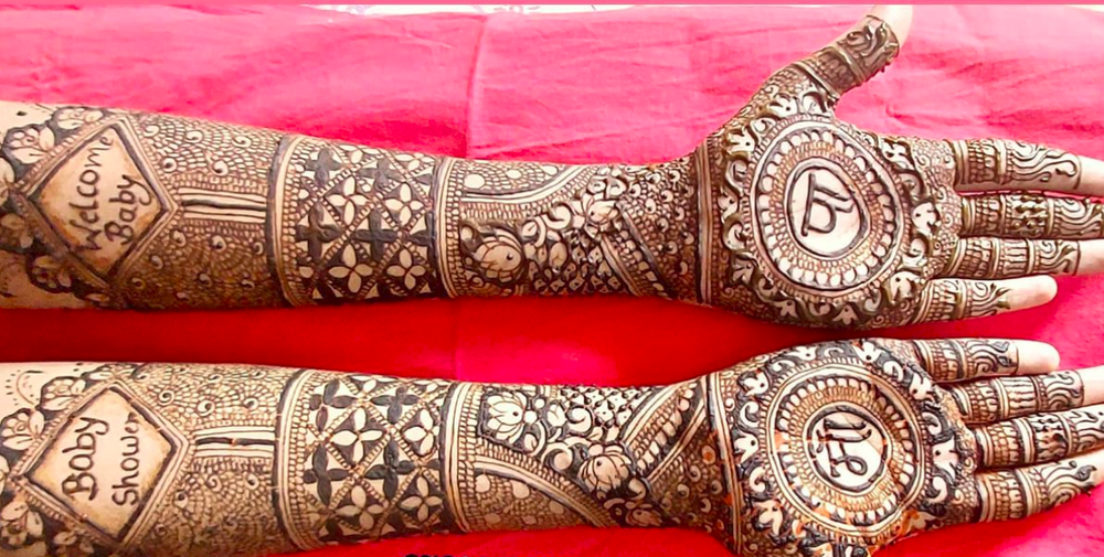 Vishakha Mehndi Artist