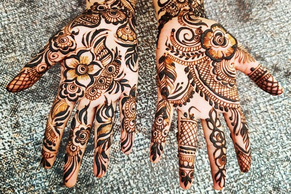 Henna by Rizwana