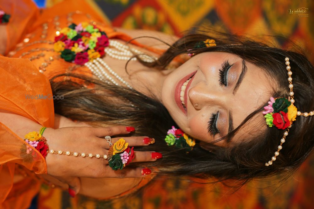 Photo By Wedclicks - Photographers