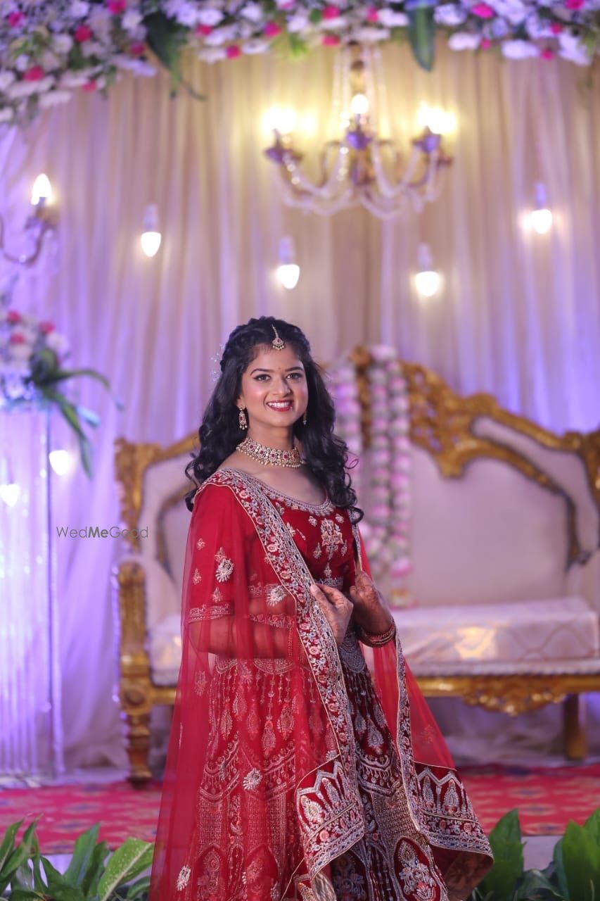Photo By Makeovers by Tammana - Bridal Makeup