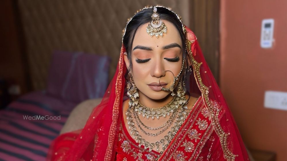 Sajna Savarna By Dipali