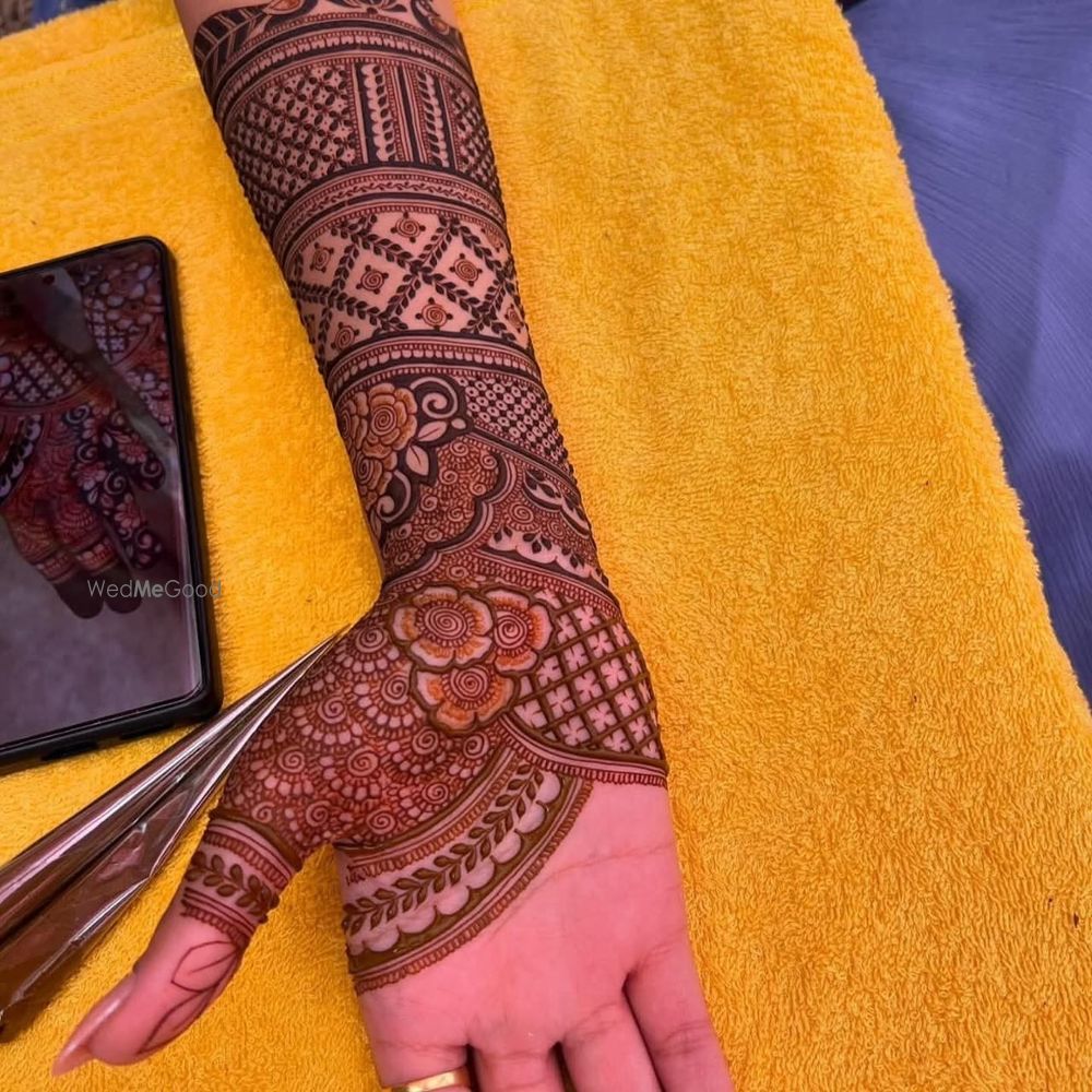 Photo By Rohatash Mehandi Artist - Mehendi Artists