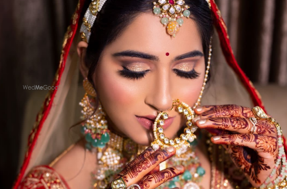 Sanya Sawhney Makeup Artist