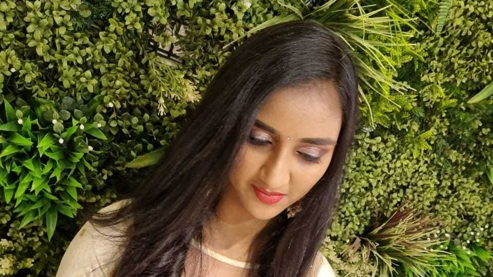 Illuri Jayarani Makeup Artisty