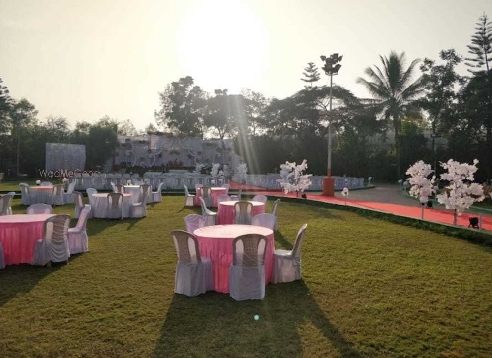 Laxmi Vijay Lawns