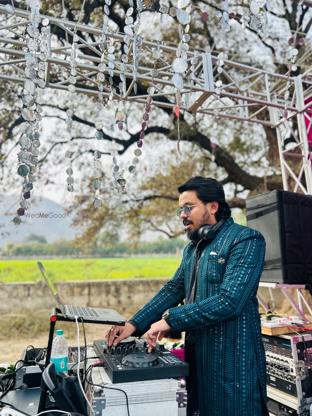 Photo By DJ Nishant  - DJs