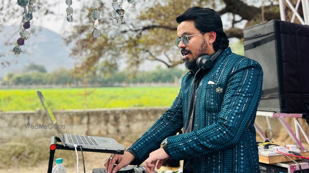 DJ Nishant 