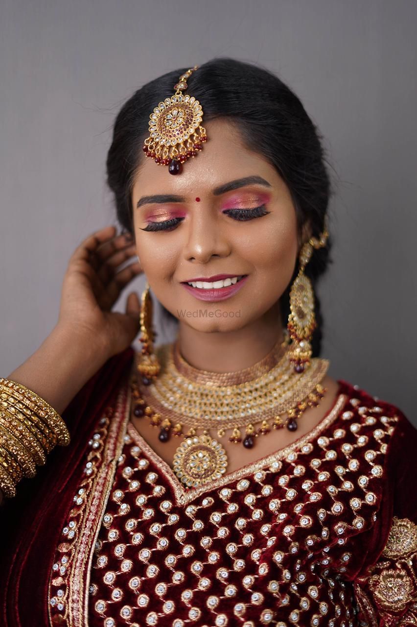 Shreyasi Makeup Artist