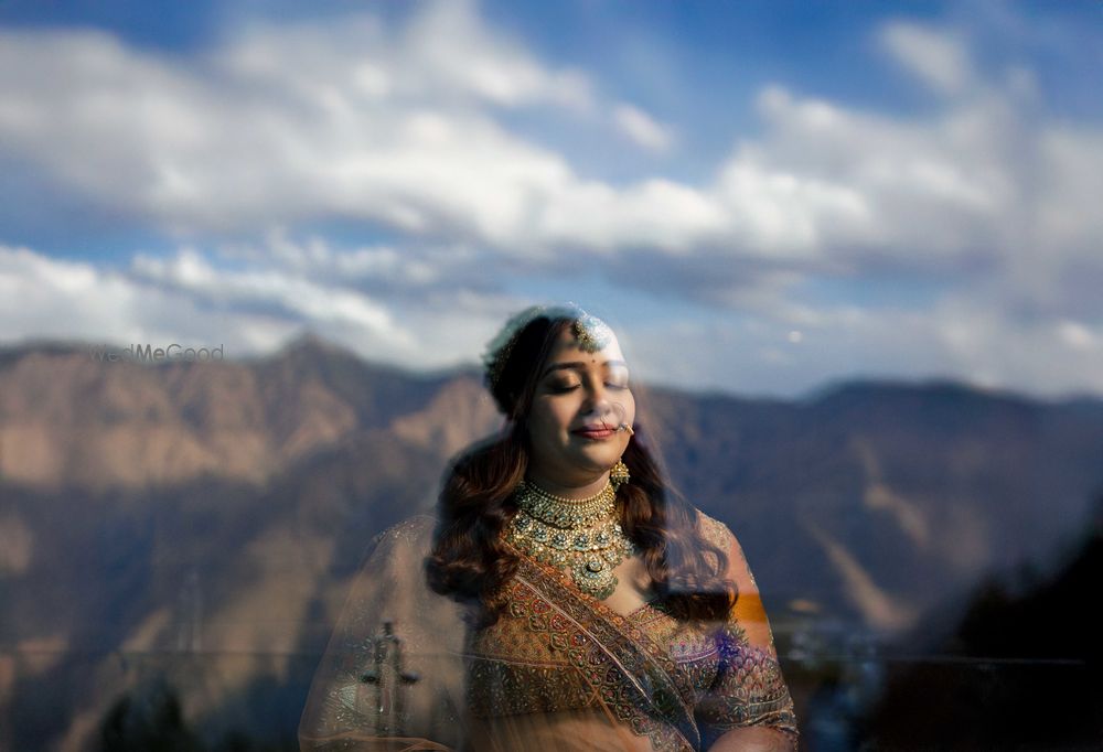 Photo By Tales by the Tides - Photographers