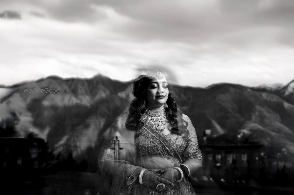 Photo By Tales by the Tides - Photographers