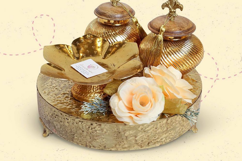 Photo By Myraa Luxury Gifting - Favors