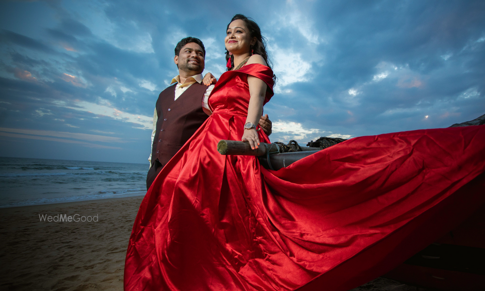 Frozen in Clicks - Pre Wedding Photography