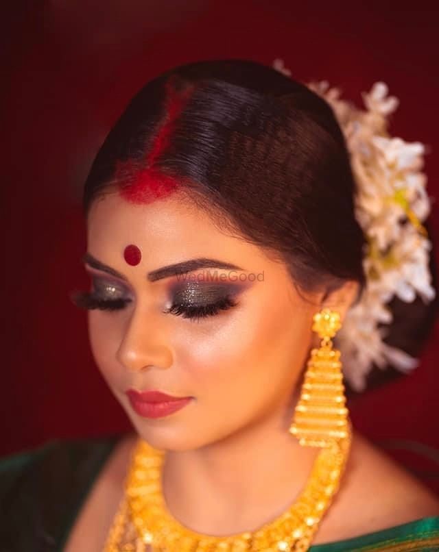 Photo By Lakme Salon, Saheed Nagar - Bridal Makeup