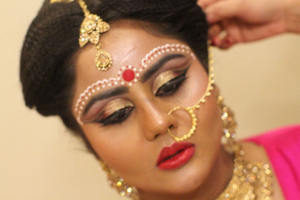 Photo By Asha Makeovers - Bridal Makeup