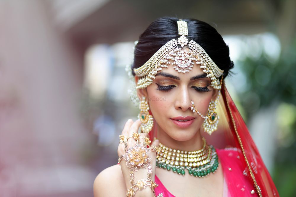 Photo By Sonira Sheth - Bridal Makeup