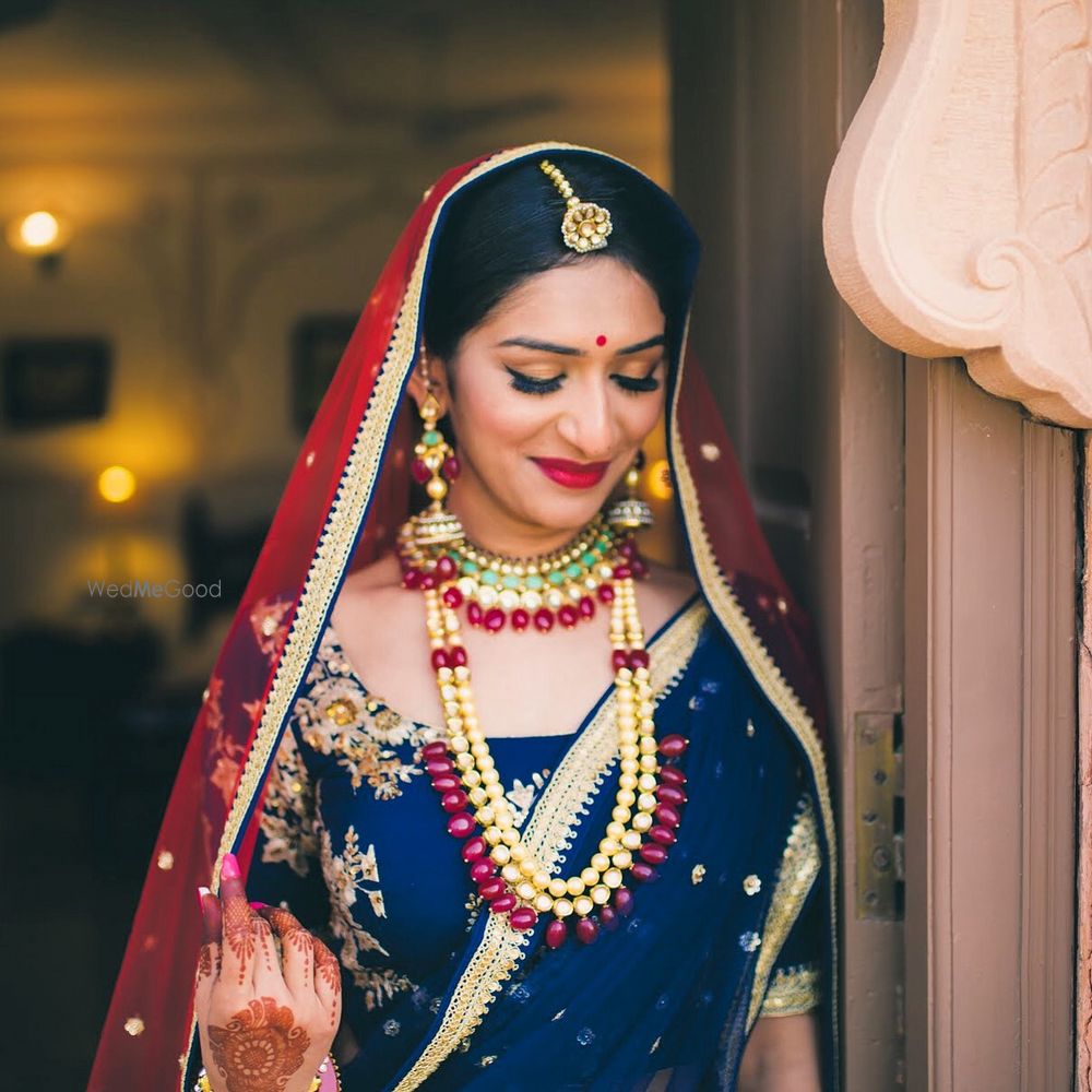 Photo of Smiling bride shot