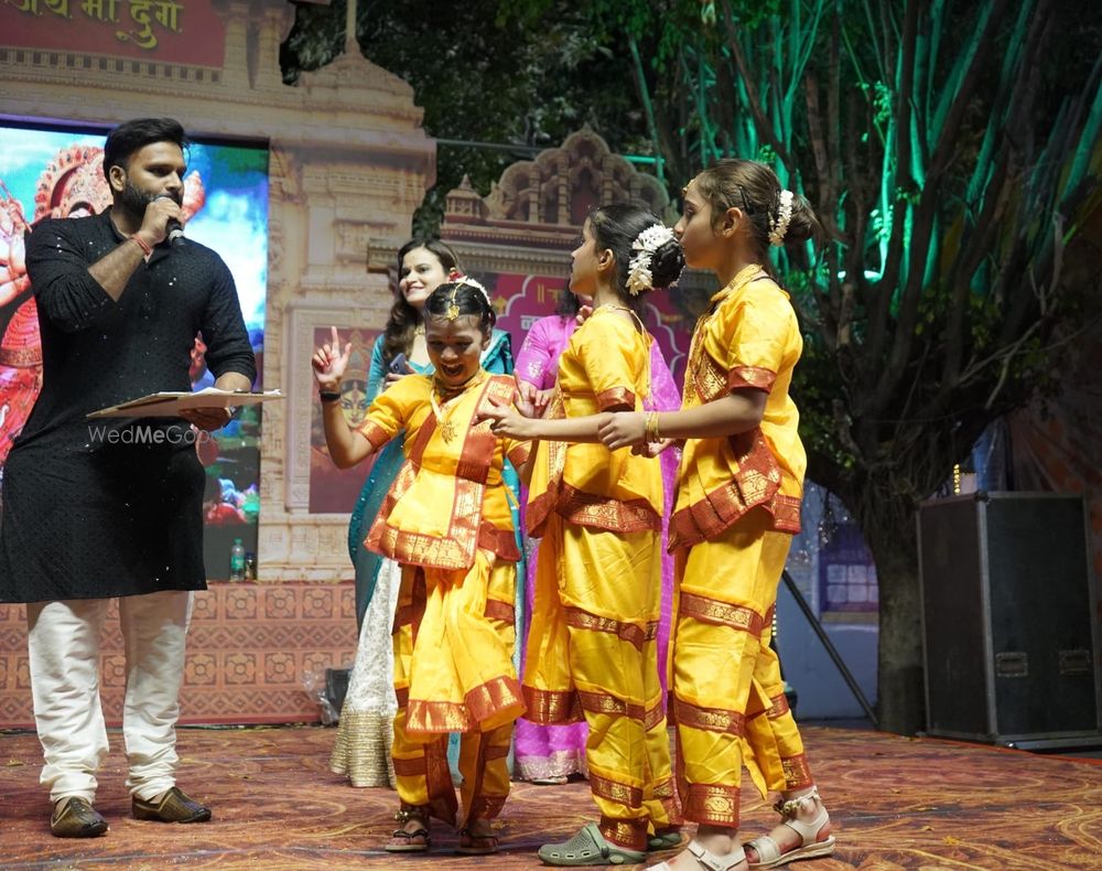 Photo By Anchor Hiten Karosiya - Wedding Entertainment 