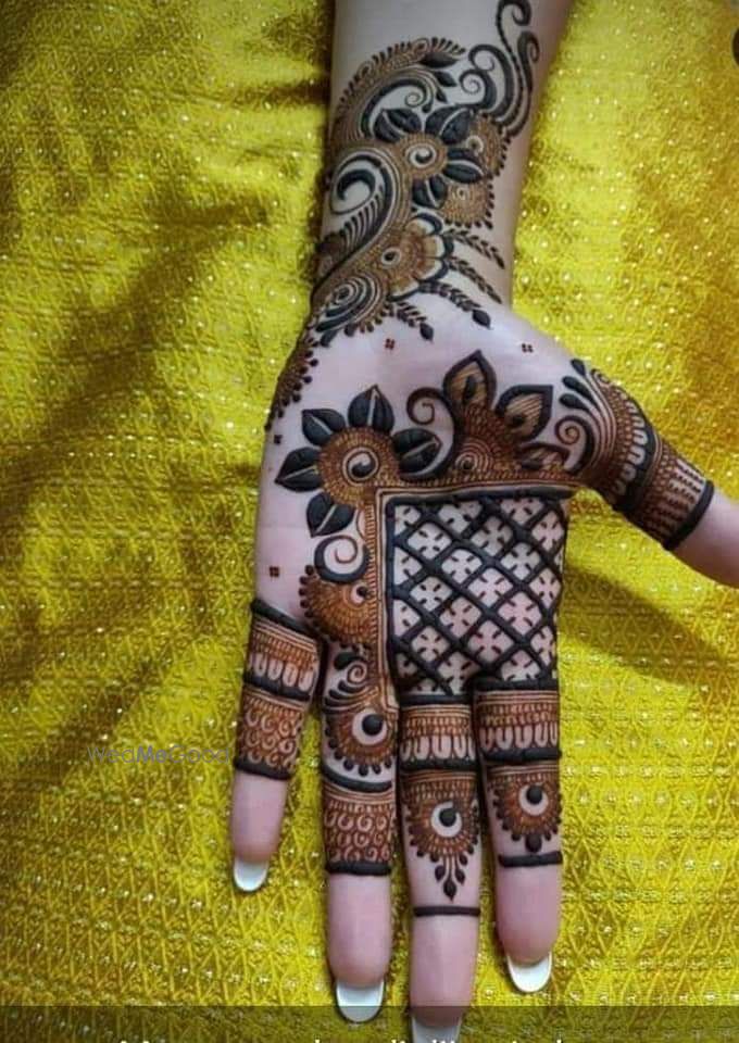 Photo By Raju Mehandi Wala - Mehendi Artist