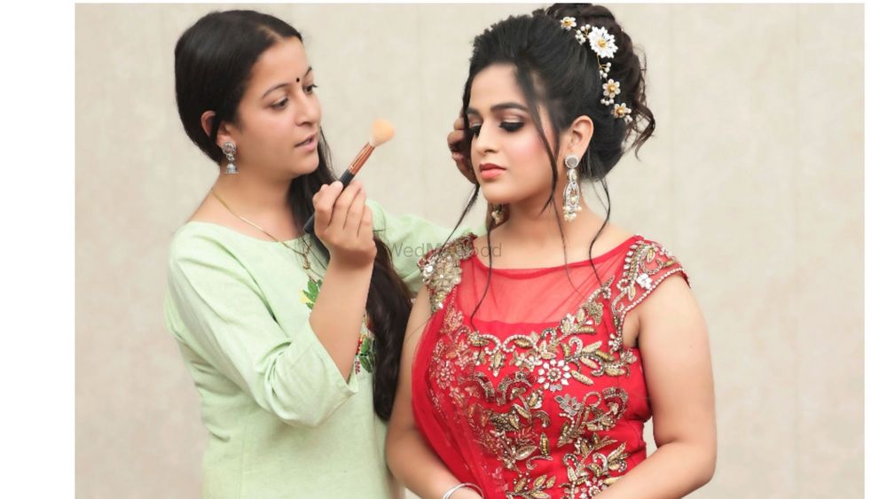 Shivani Katoch Makeup Artist