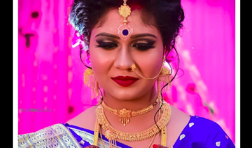 Namz Make Me Up