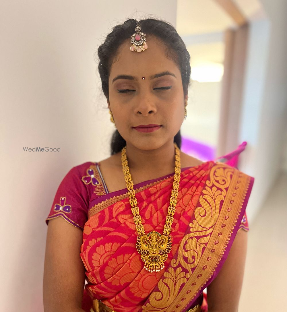 Photo By Tharu Makeover Artistry - Bridal Makeup