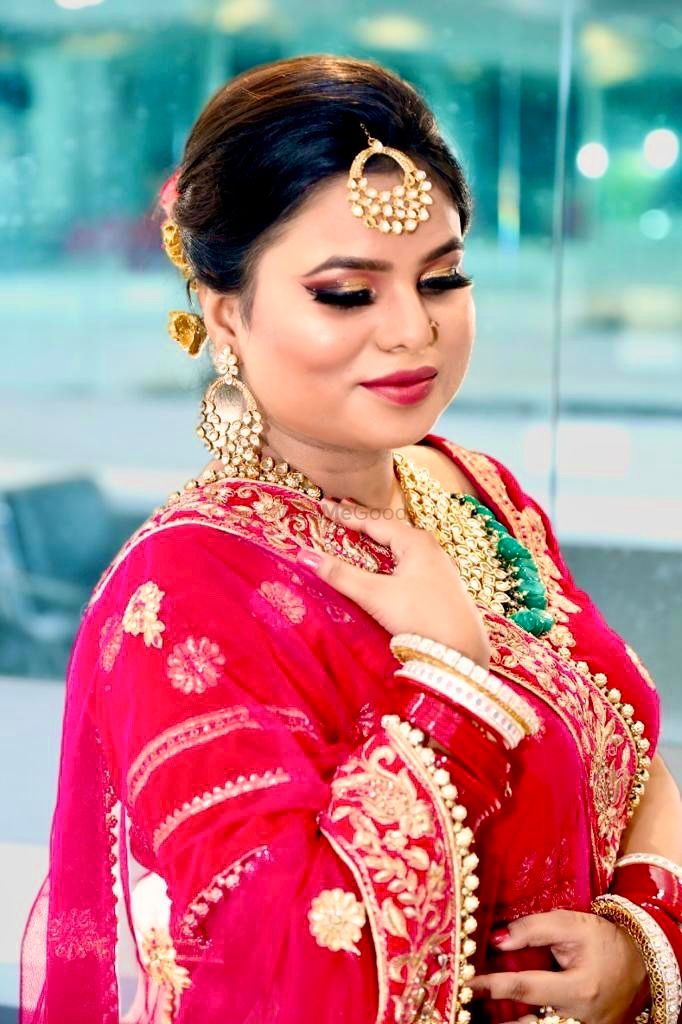 Photo By Makeovers by Renu Nagpal - Bridal Makeup