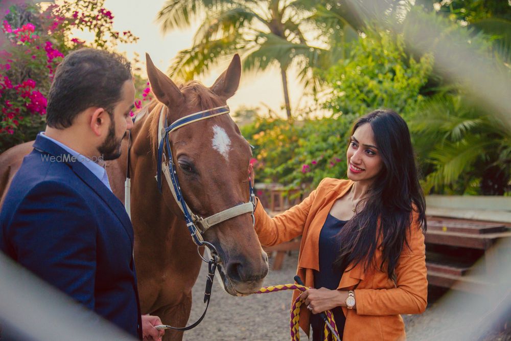 Photo By The Varmala Story - Photographers