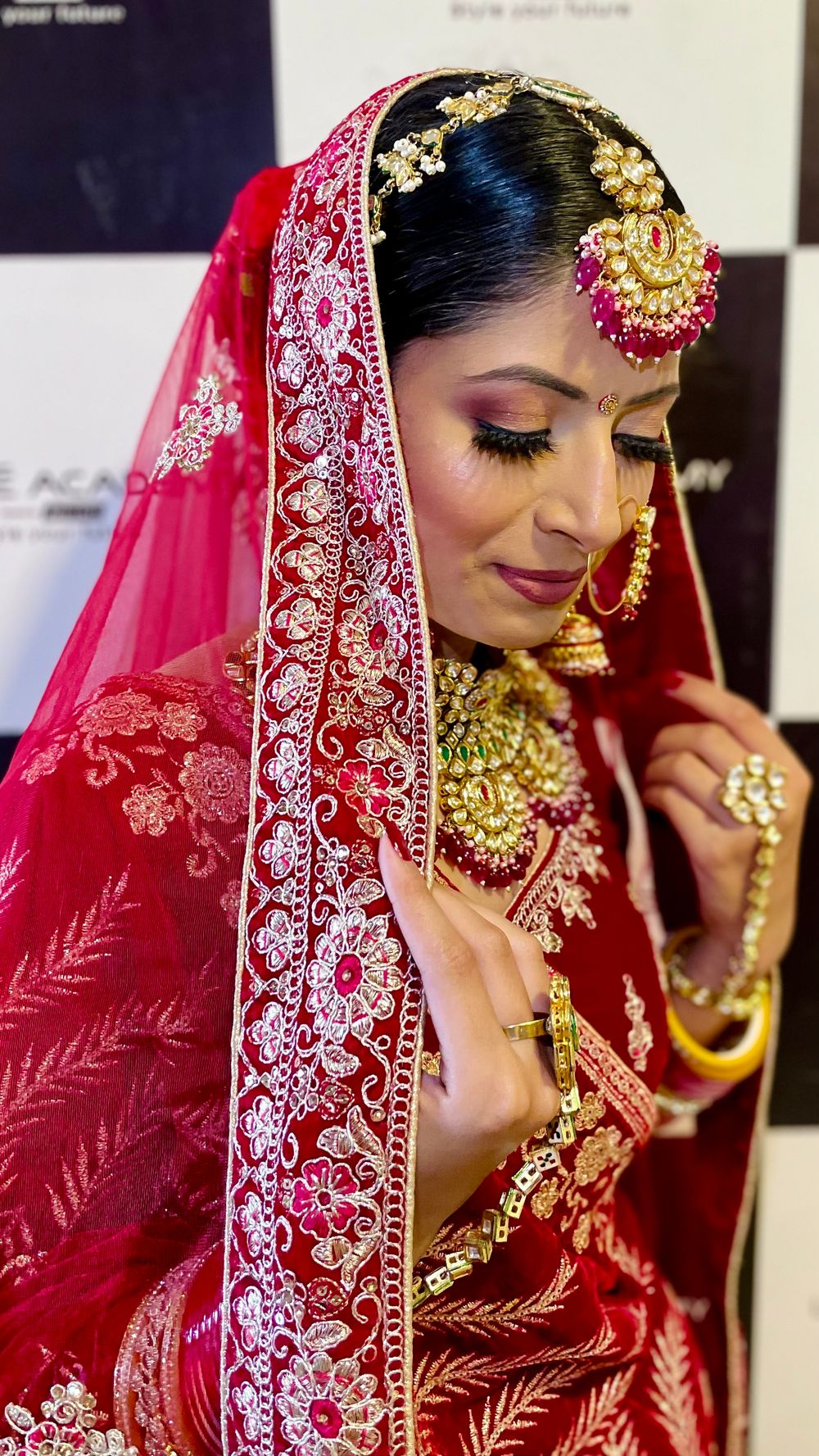 Photo By Makeovers by Ayushi - Bridal Makeup