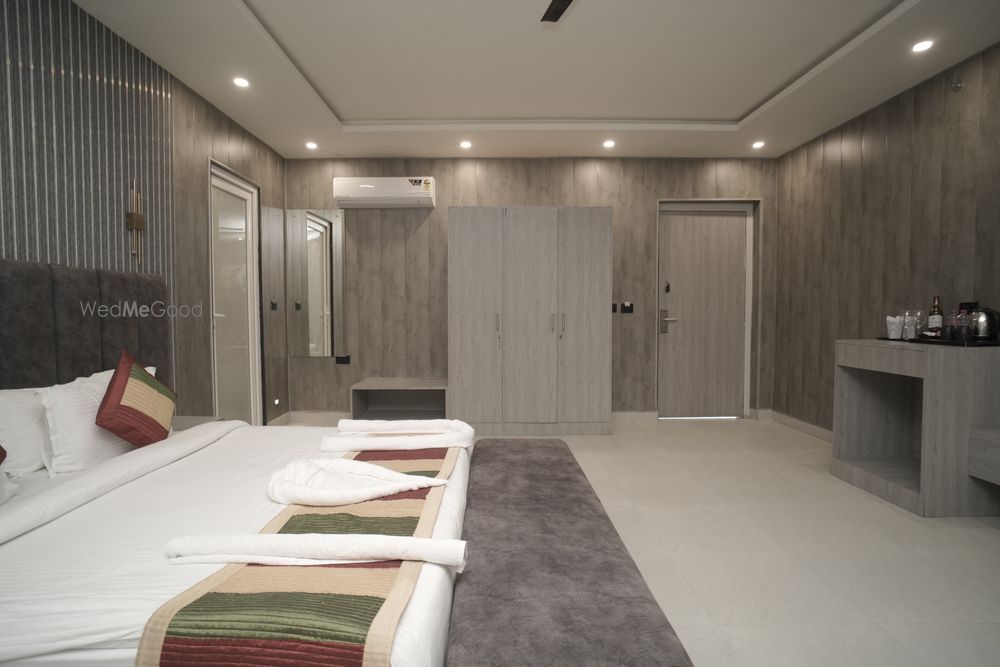 Photo By The Trade International - Venues